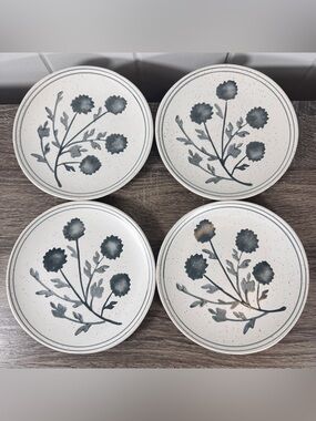 NEW Threshold Stoneware Floral Appetizer Plates